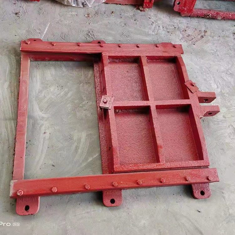 下开式铸铁堰门